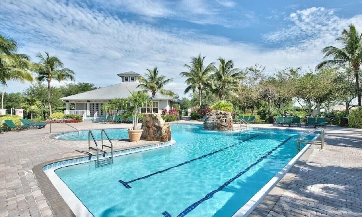 Photo of Outdoor in Naples