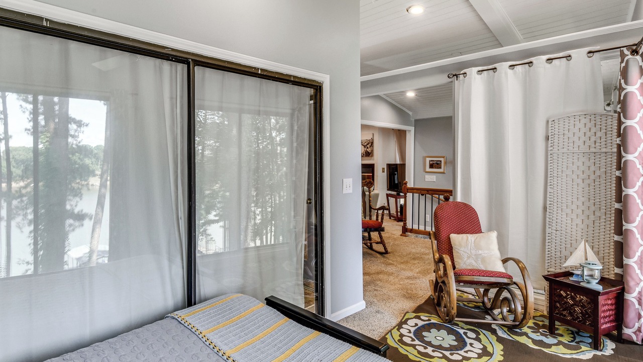 Photo of Bedroom in Townville