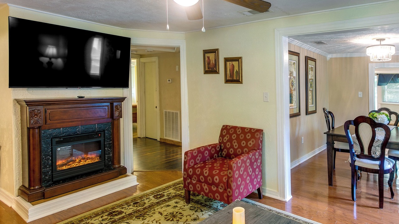 Photo of Livingroom in Waycross