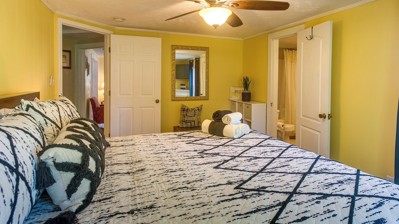 Photo of Bedroom in Waycross