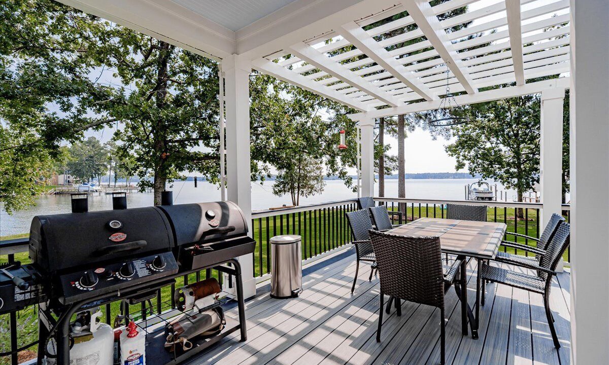 Photo of Outdoor in Chapin