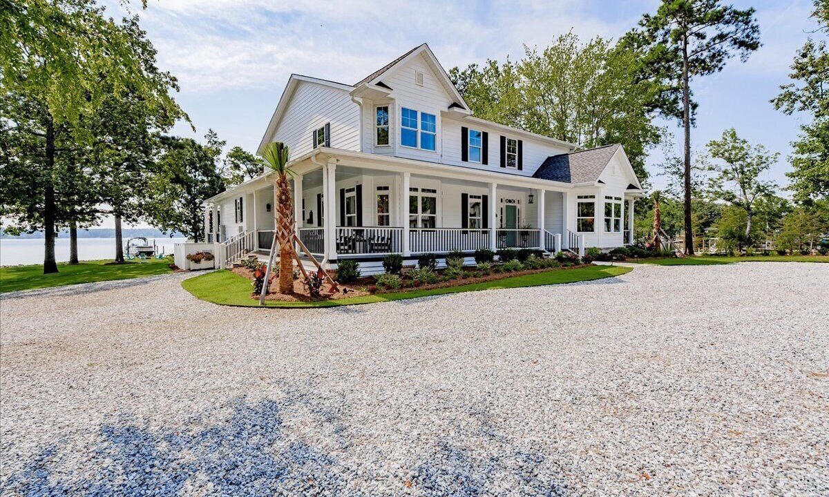 Photo of Outdoor in Chapin