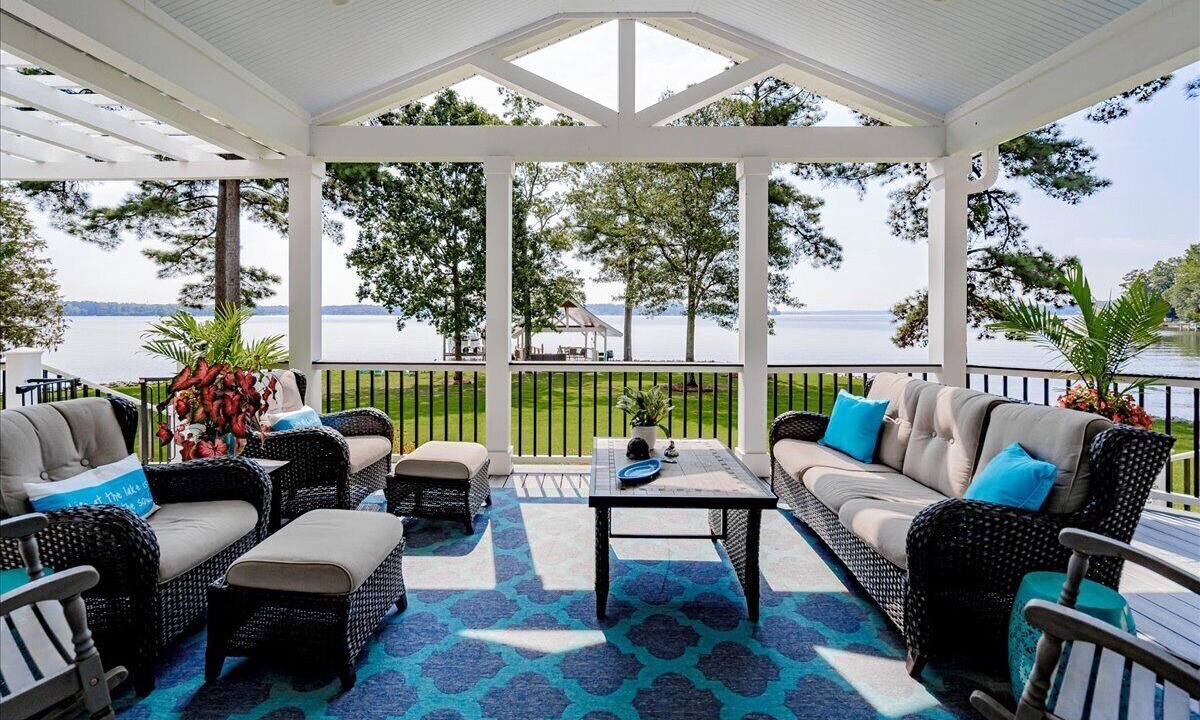 Photo of Outdoor in Chapin