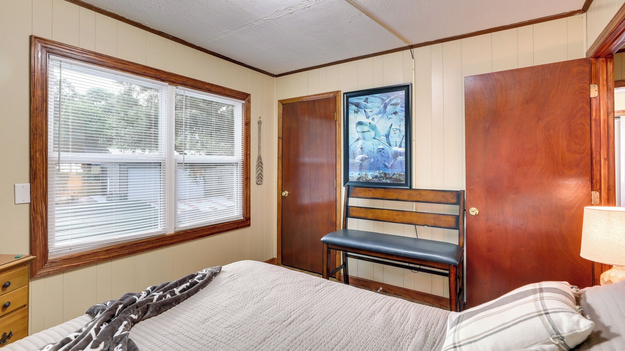 Photo of Bedroom in Russellville