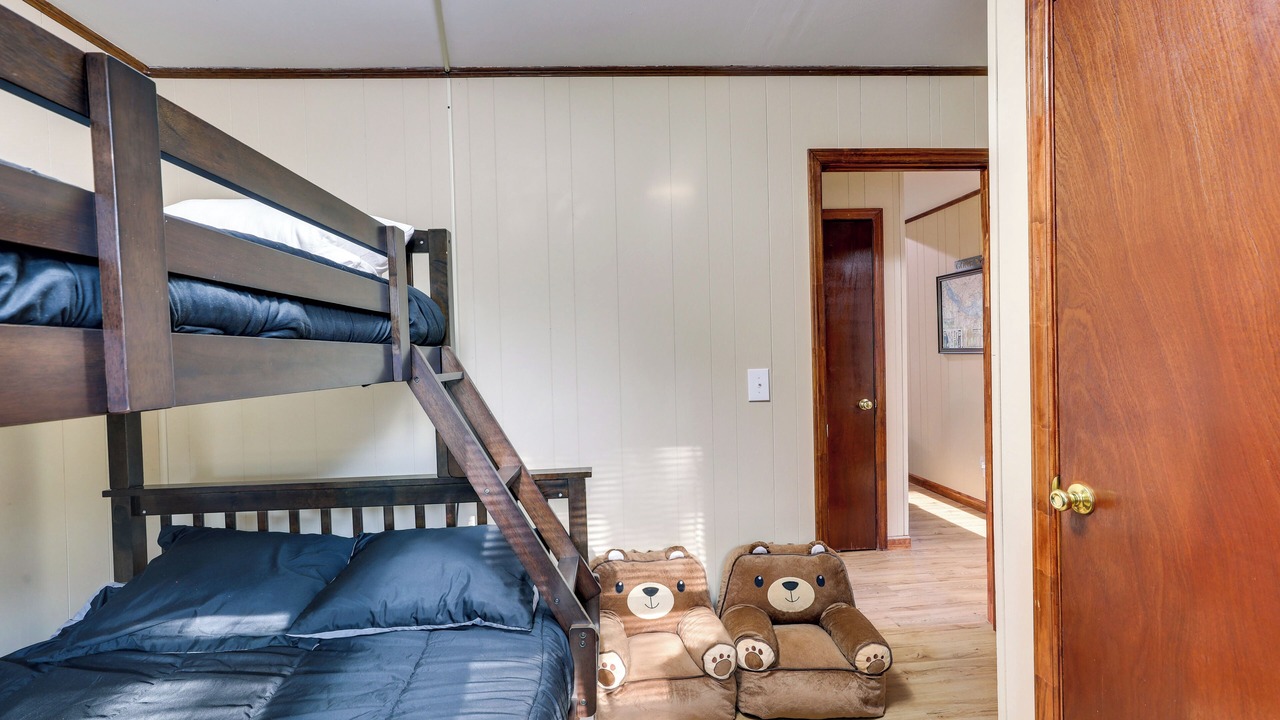 Photo of Bedroom in Russellville