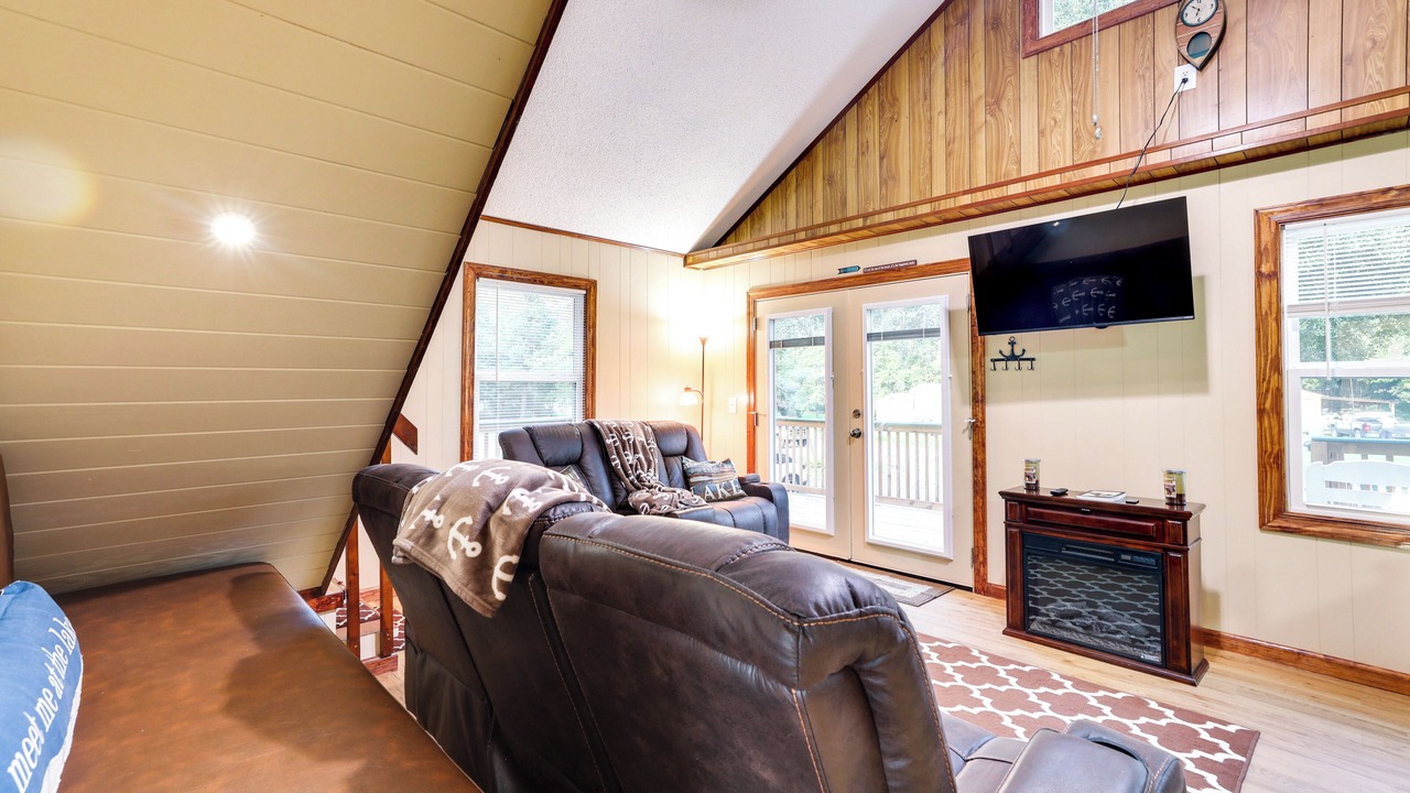 Photo of Livingroom in Russellville