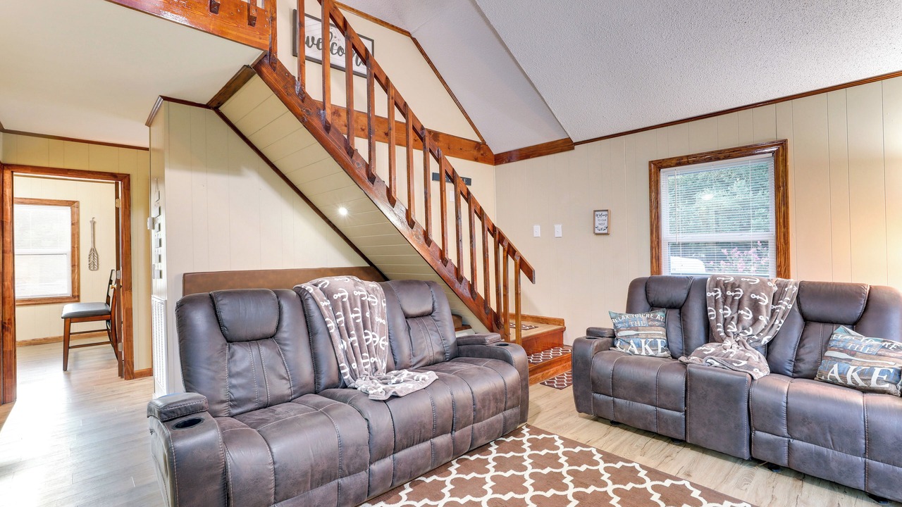 Photo of Livingroom in Russellville