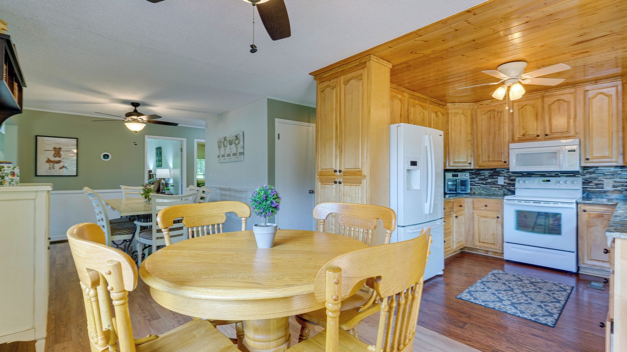Photo of Kitchen in Robbinsville