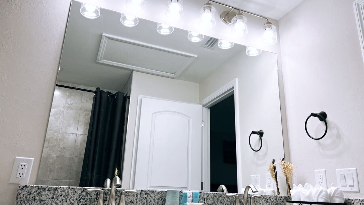 Photo of Bathroom in Mariner