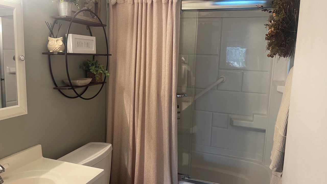 Photo of Bathroom in Sebastian Highlands