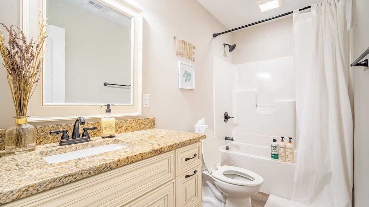 Photo of Bathroom in Keowee