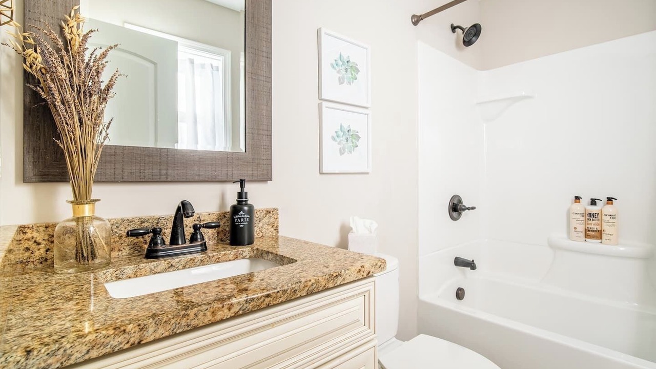 Photo of Bathroom in Keowee