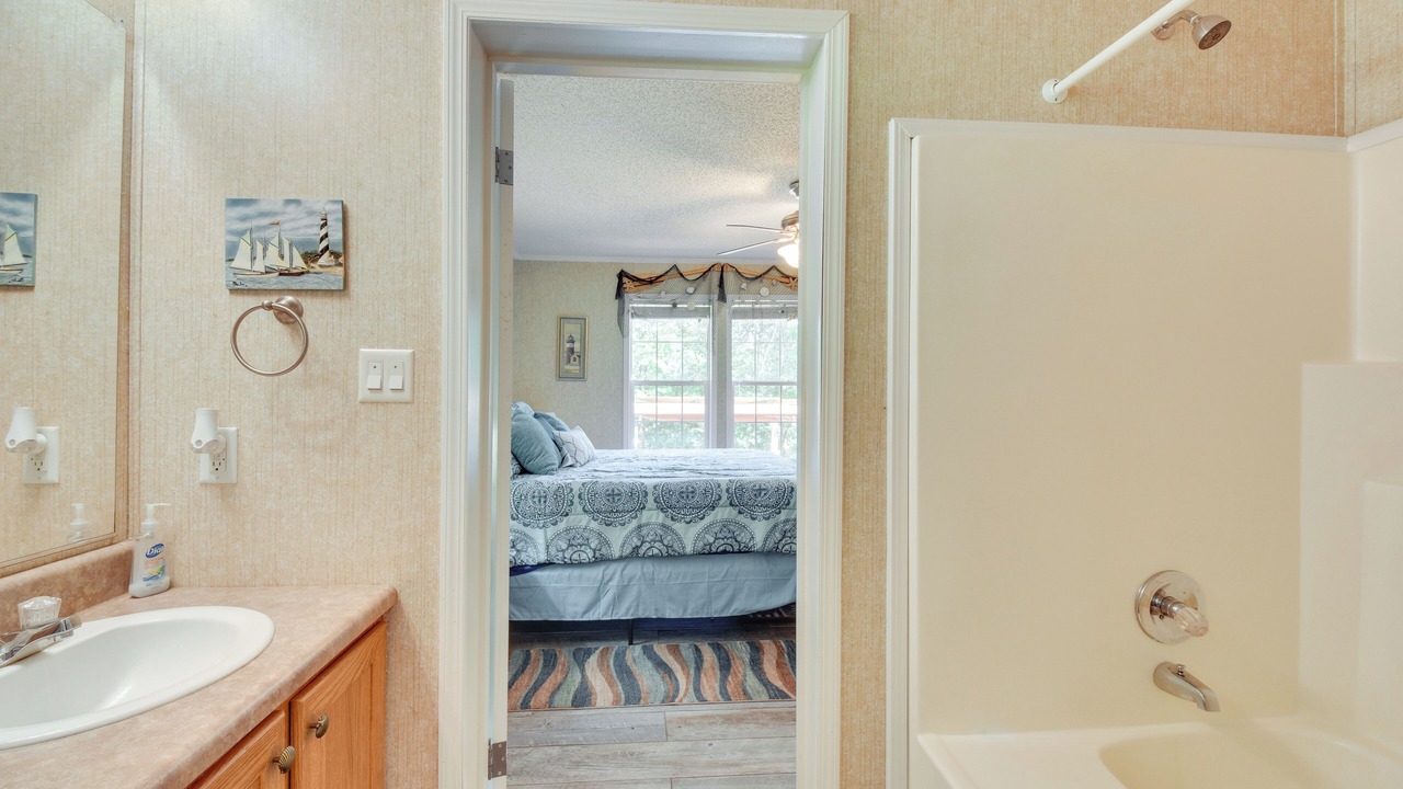 Photo of Bathroom in Fair Play