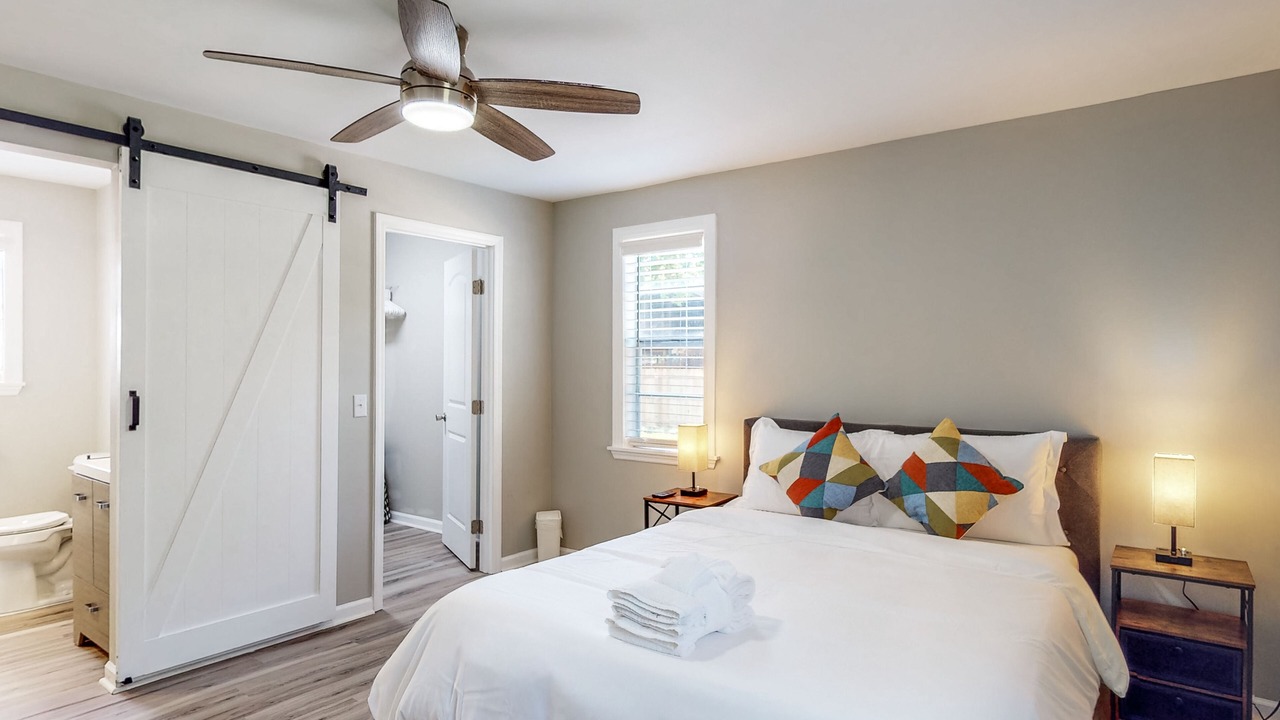 Photo of Bedroom in Bloomingdale