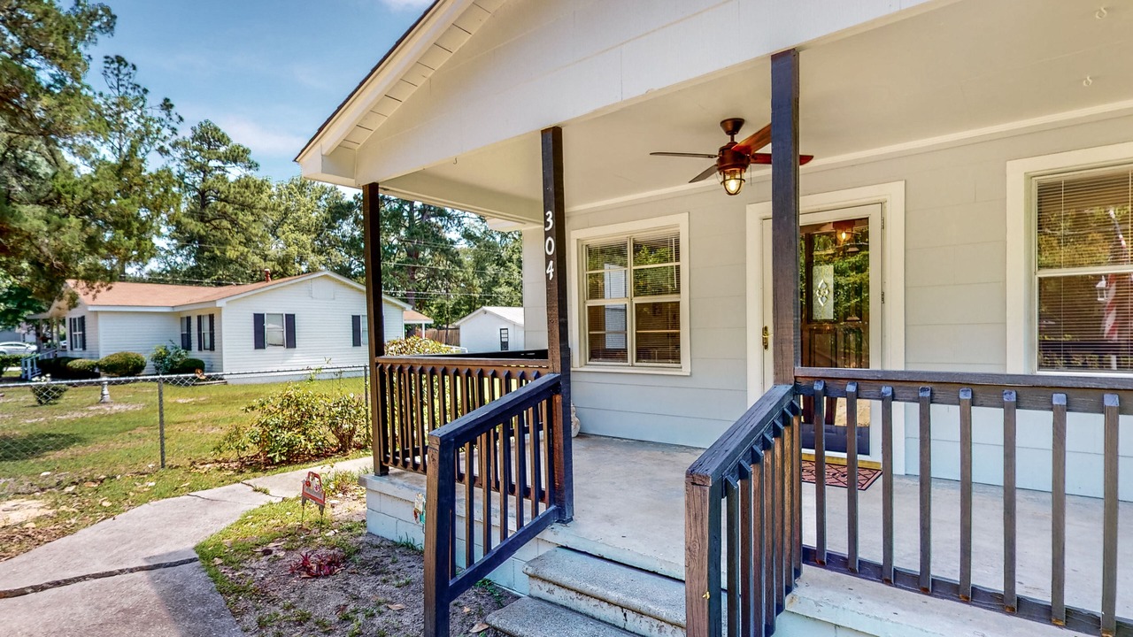 Photo of Outdoor in Bloomingdale
