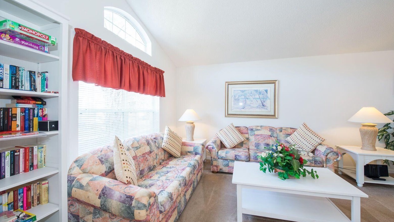 Photo of Livingroom in Seasons