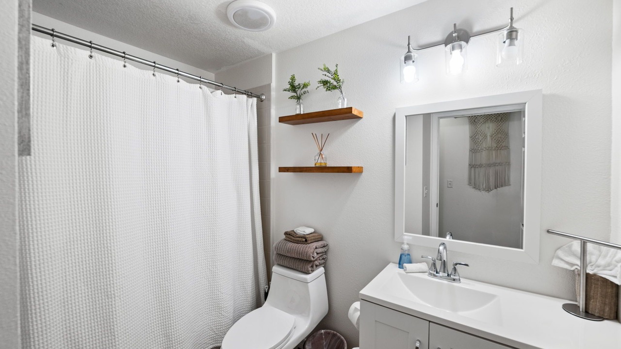 Photo of Bathroom in Balm