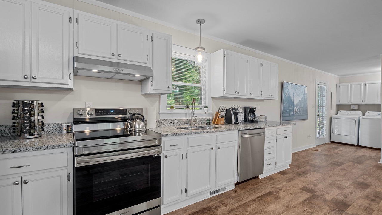 Photo of Kitchen in Northwest Raleigh