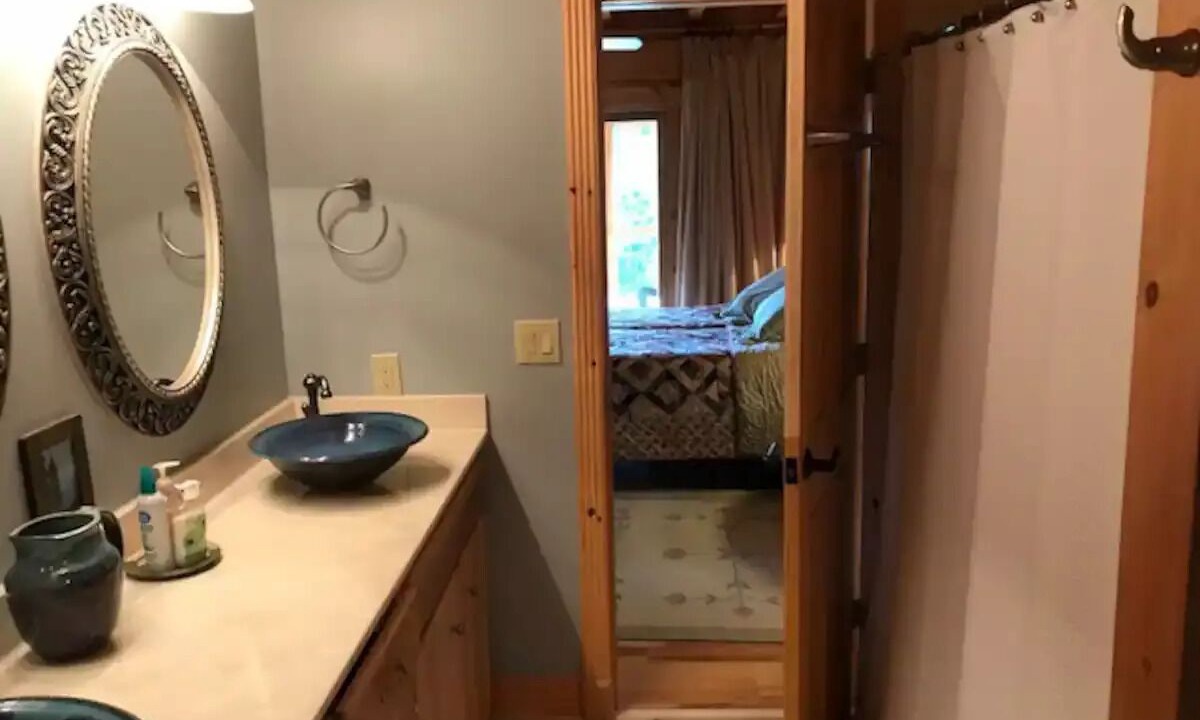 Photo of Bathroom in Brevard