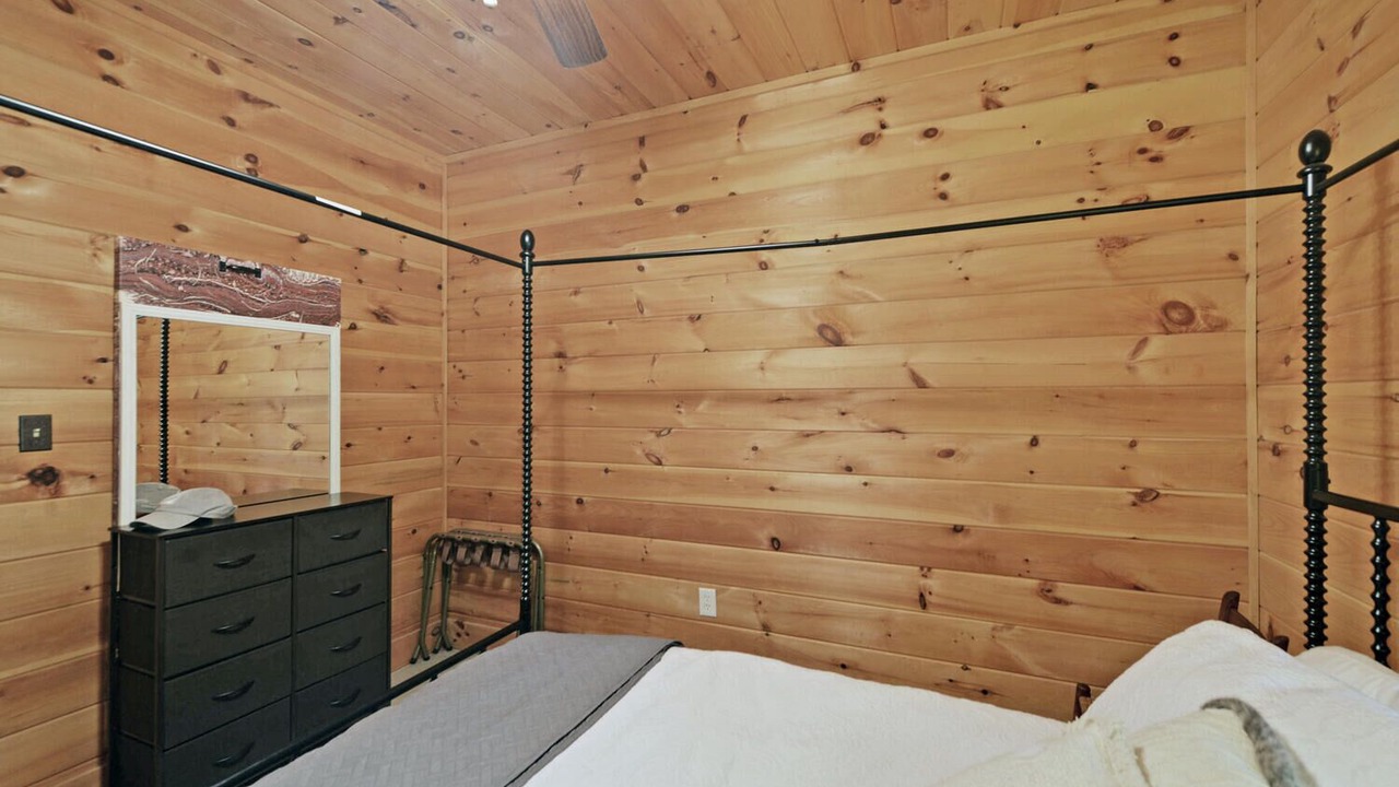 Photo of Bedroom in Bowman
