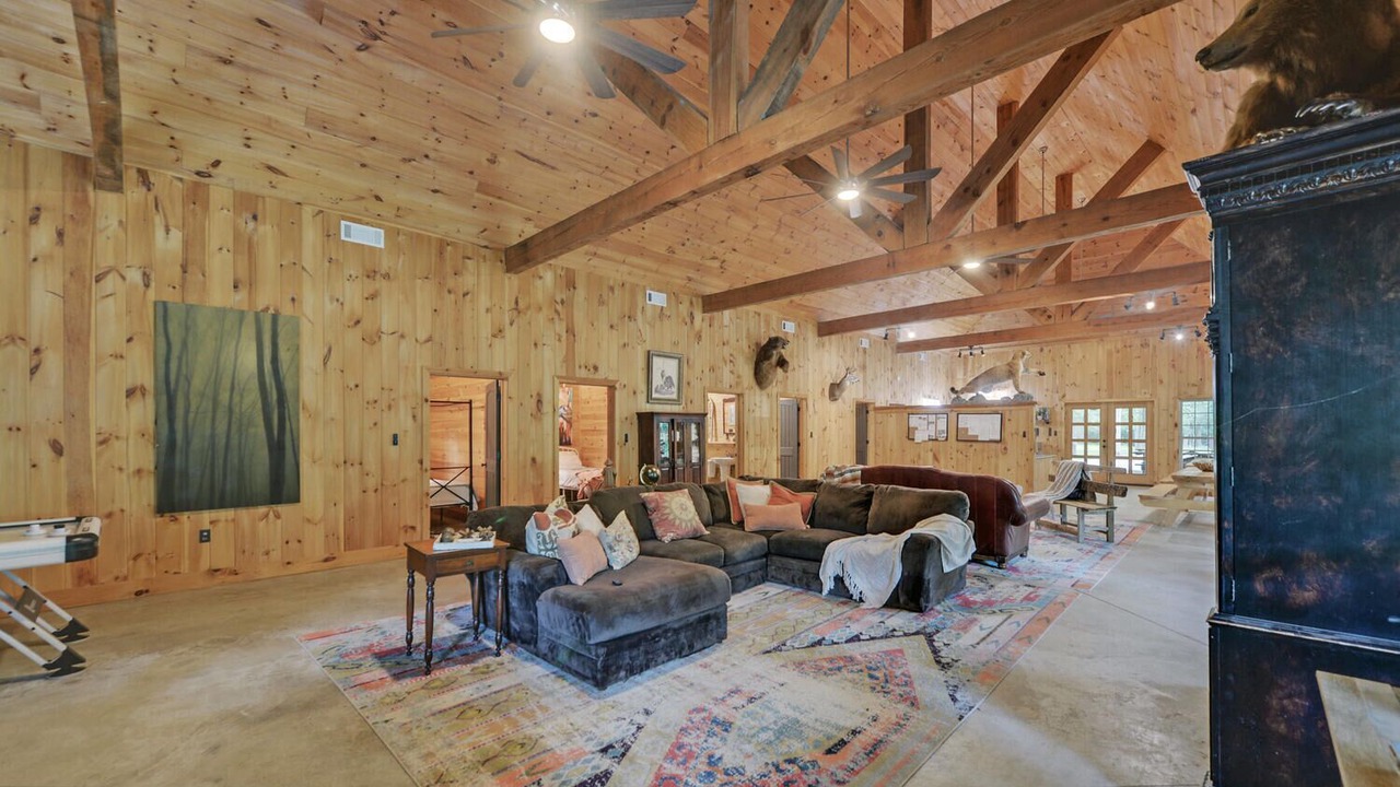 Photo of Livingroom in Bowman