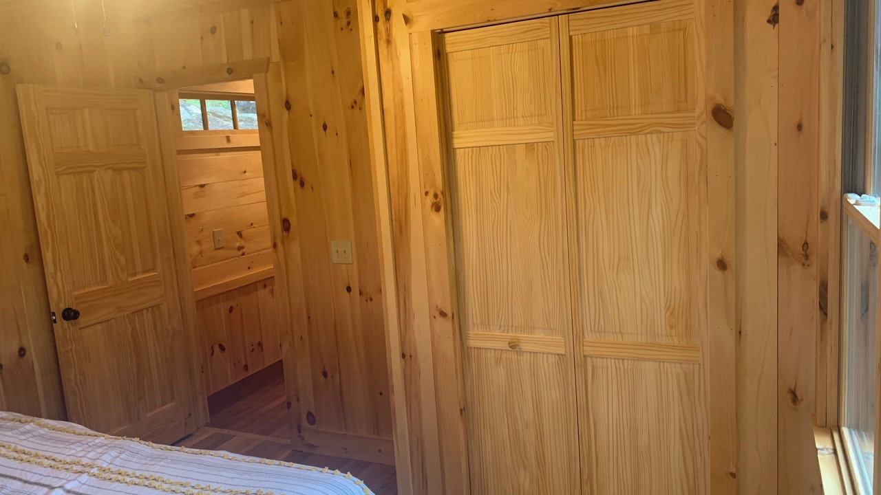 Photo of Bedroom in Cullowhee