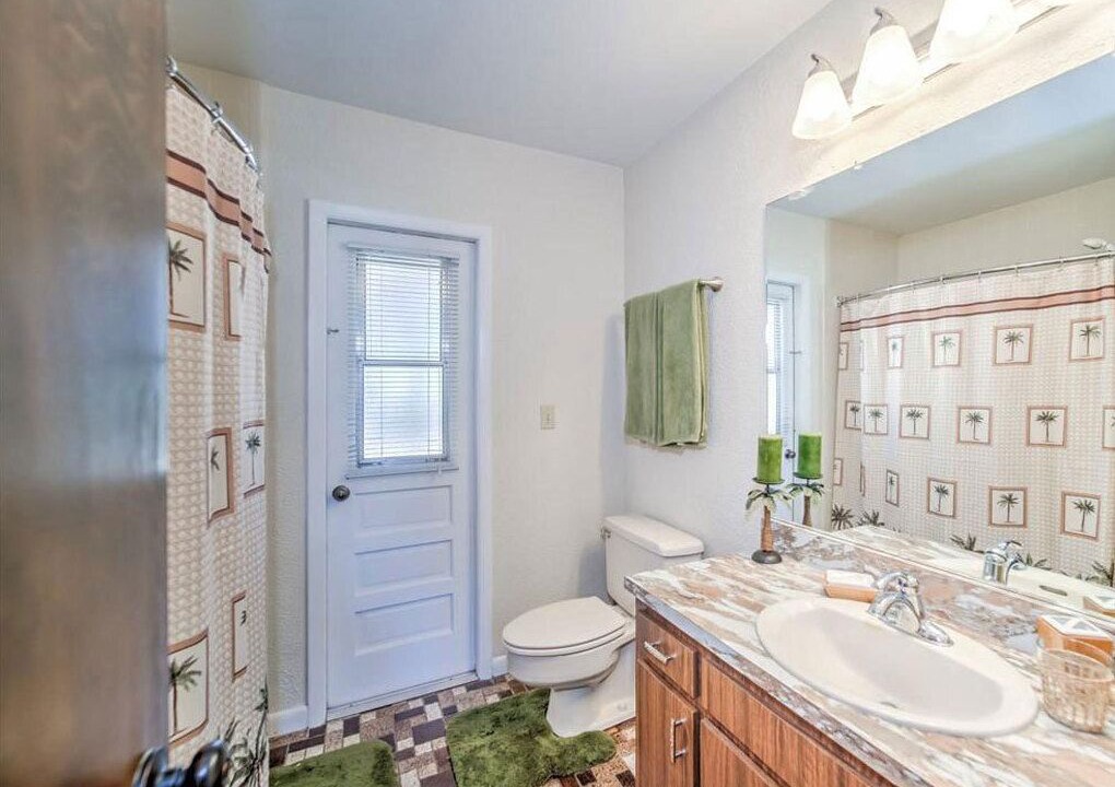 Photo of Bathroom in Fish Hawk