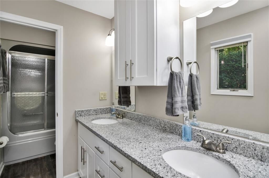 Photo of Bathroom in Seneca