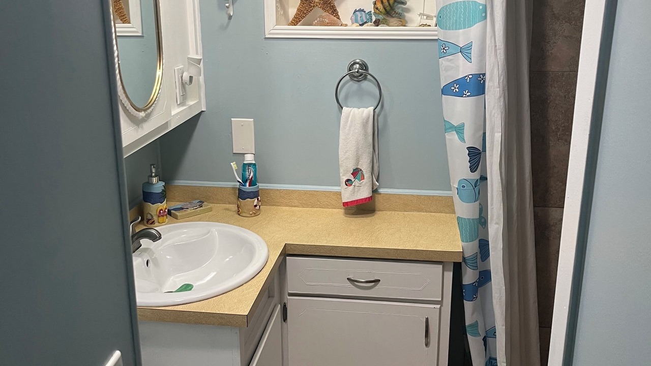 Photo of Bathroom in Nettles Island