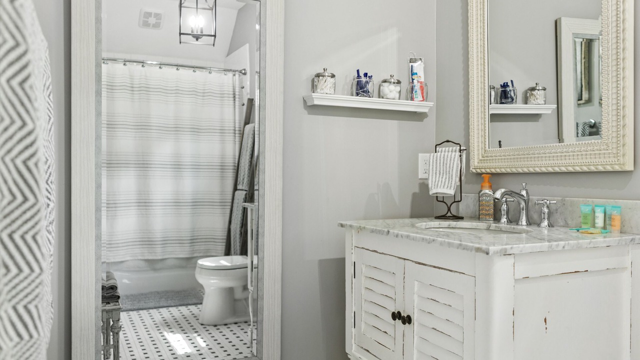 Photo of Bathroom in Johns Island