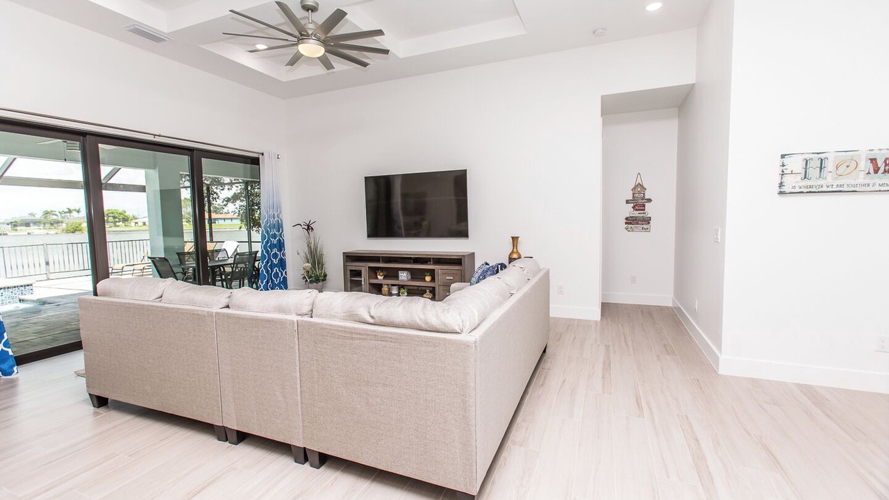 Photo of Livingroom in Mariner