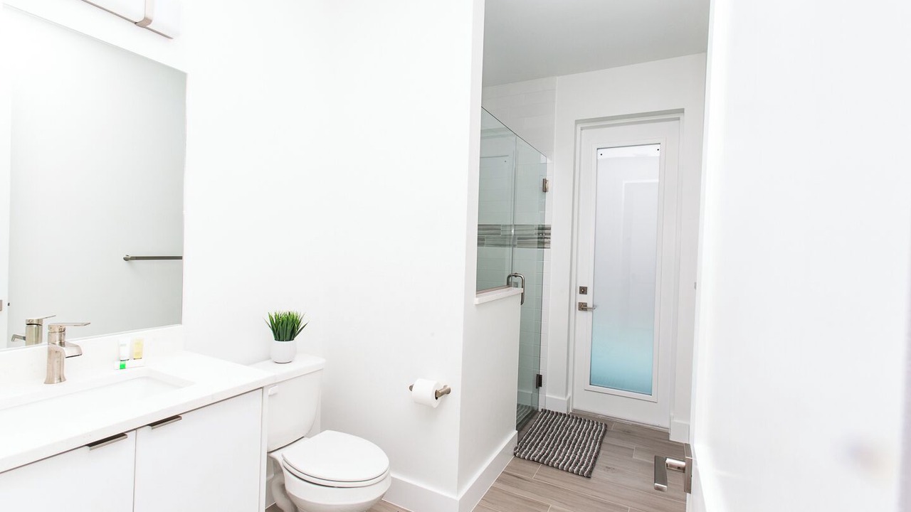 Photo of Bathroom in Mariner