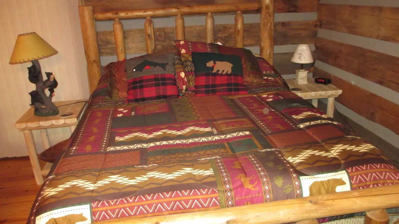Photo of Bedroom in Robbinsville