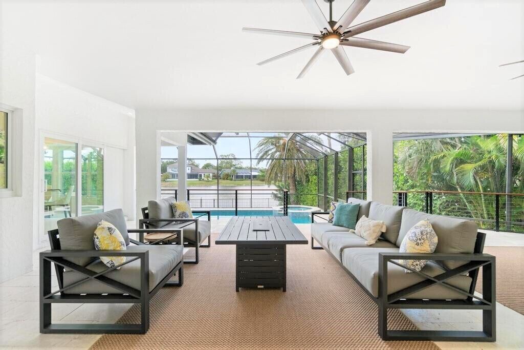 Photo of Patio Balcony in Palm River Estates