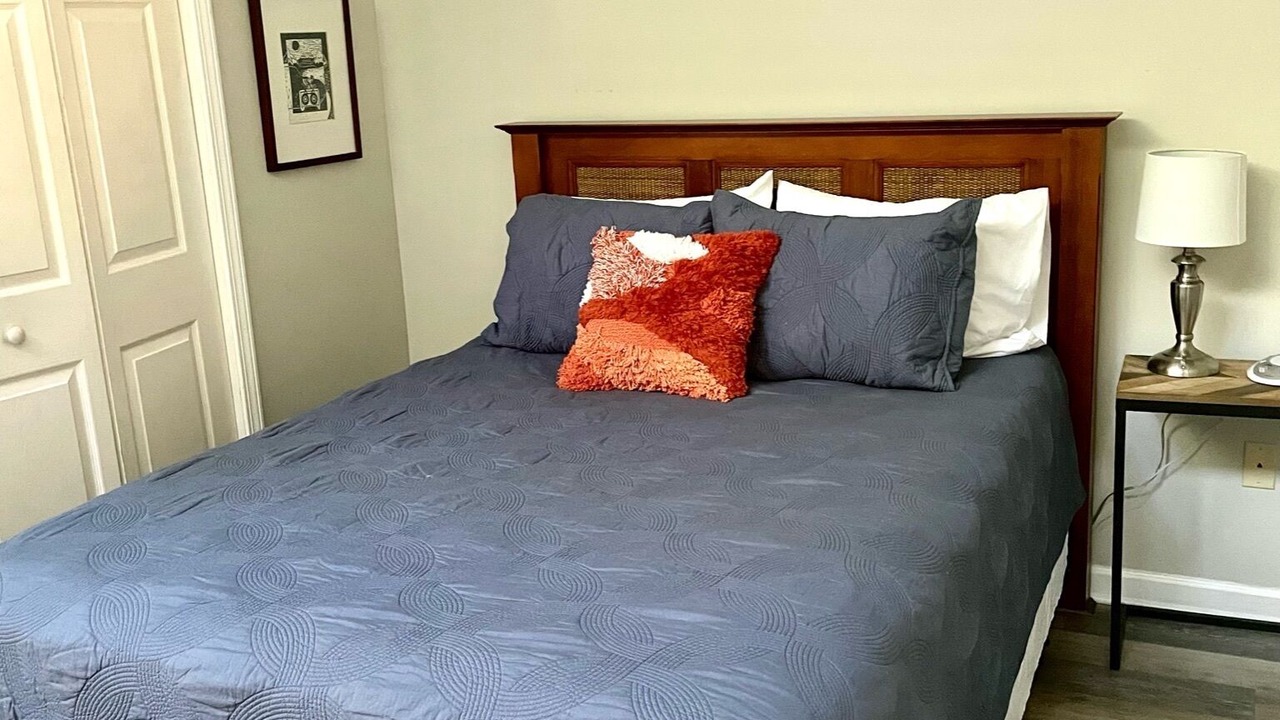 Photo of Bedroom in Seneca