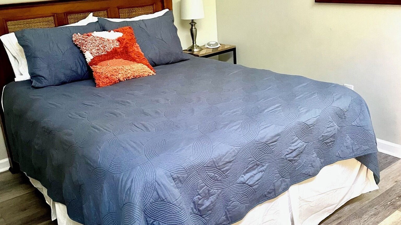 Photo of Bedroom in Seneca