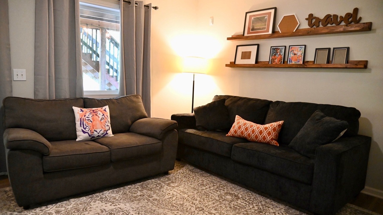 Photo of Livingroom in Seneca