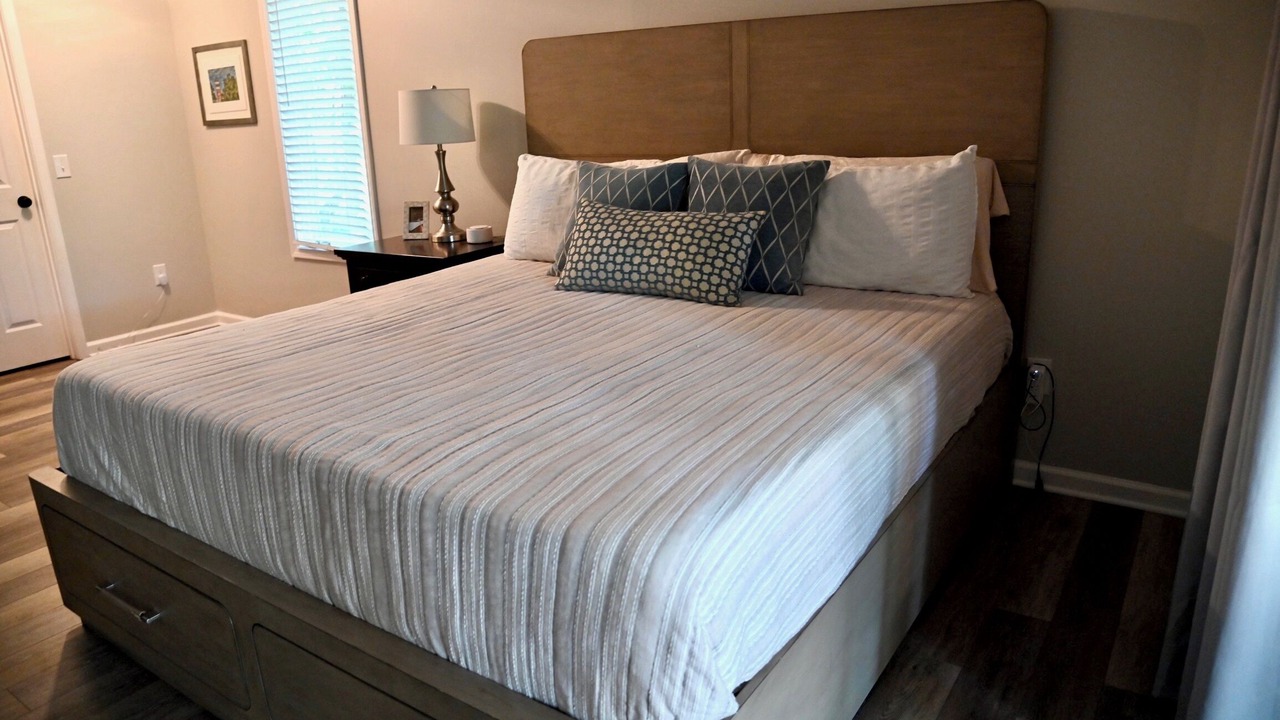 Photo of Bedroom in Seneca