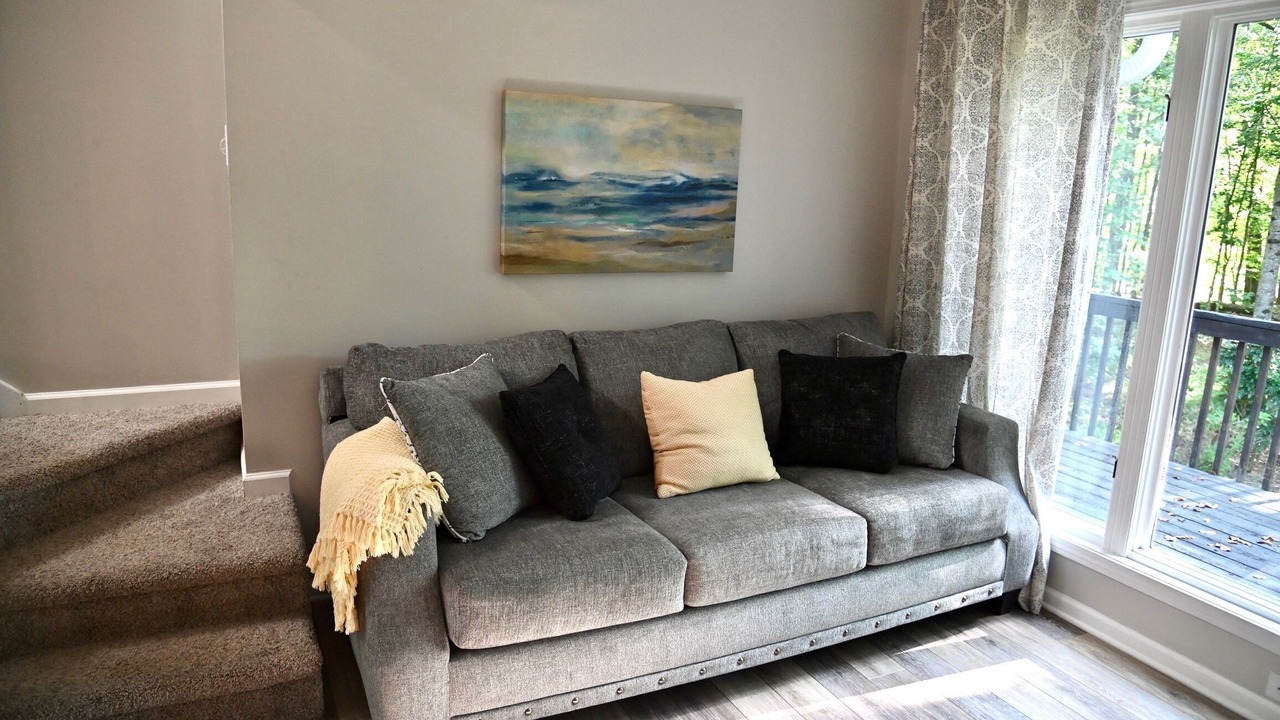Photo of Livingroom in Seneca