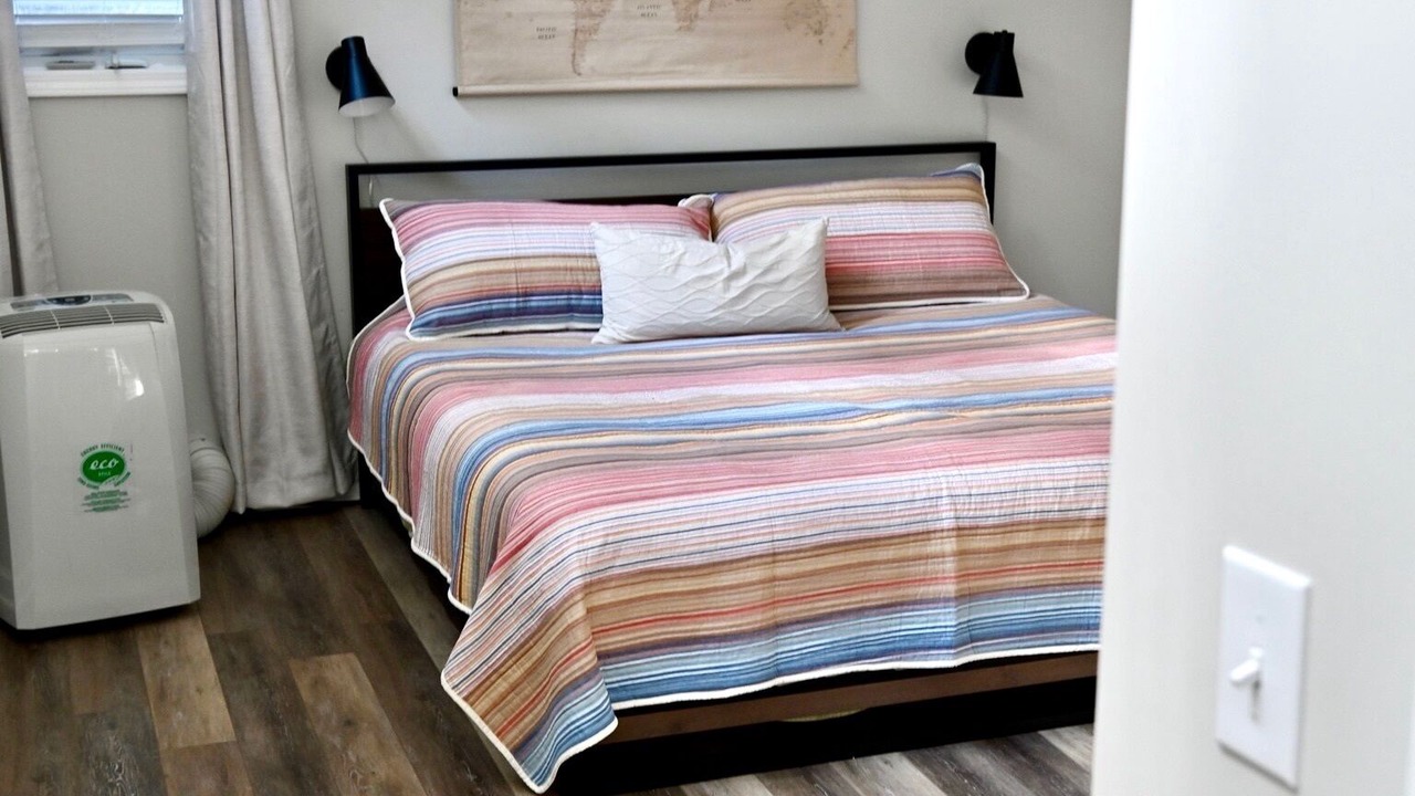 Photo of Bedroom in Seneca
