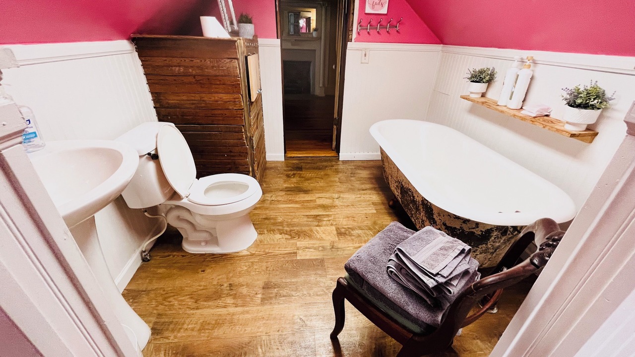 Photo of Bathroom in Anderson County