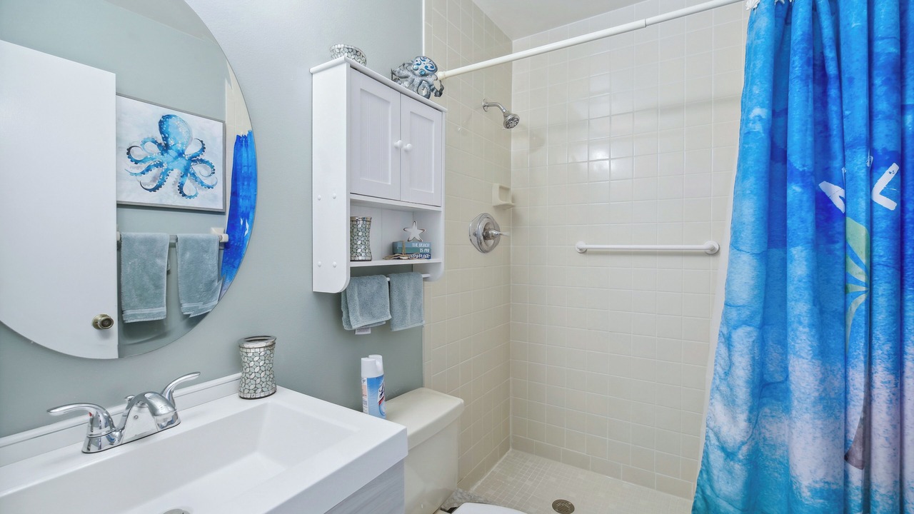 Photo of Bathroom in Banana River Estates