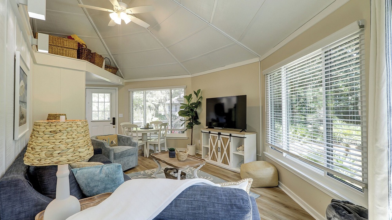 Photo of Livingroom in Oceanside