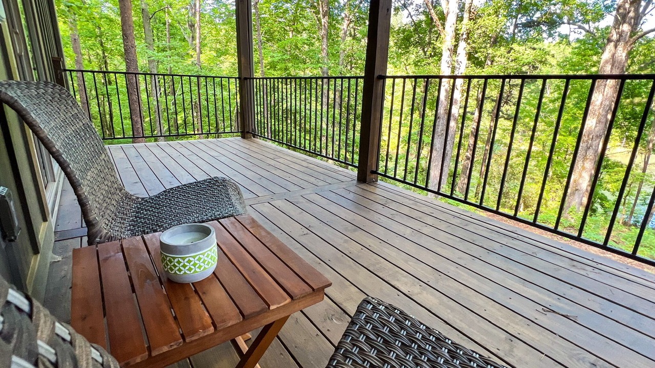Photo of Patio Balcony in Seneca