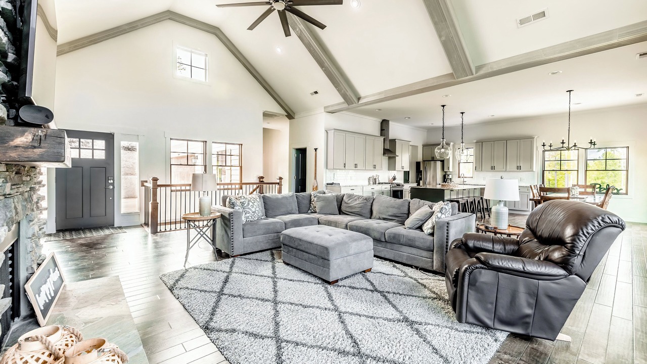 Photo of Livingroom in West Union