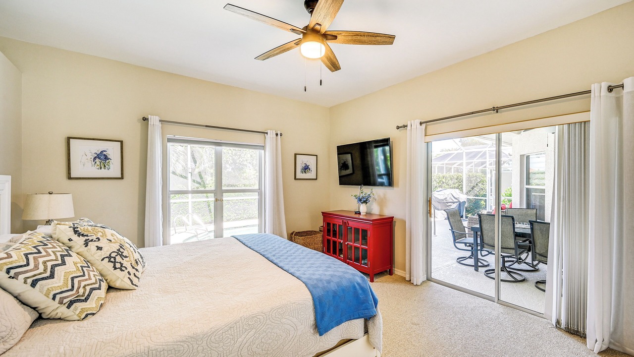 Photo of Bedroom in Falcons Glen