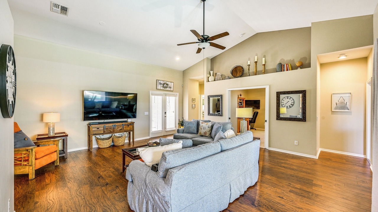 Photo of Bedroom in Falcons Glen