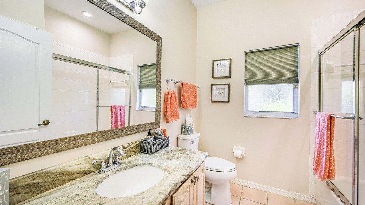 Photo of Bathroom in Falcons Glen
