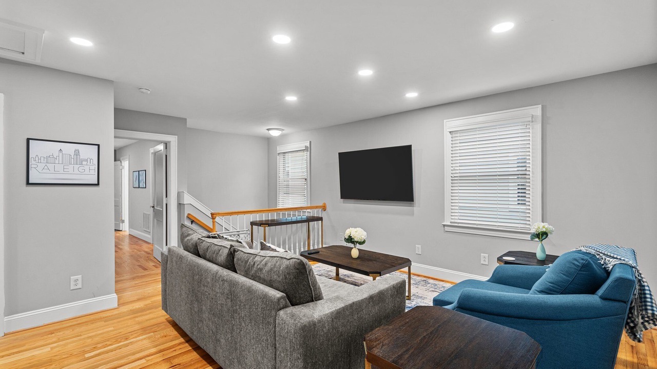 Photo of Livingroom in Five Points East