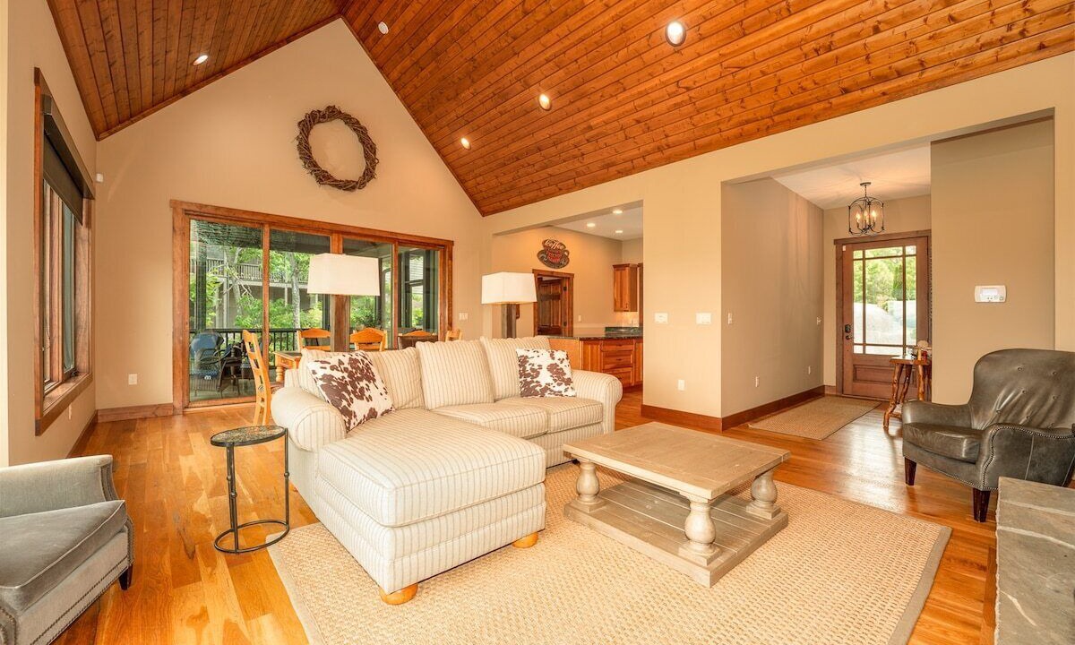 Photo of Bedroom in Pisgah Forest